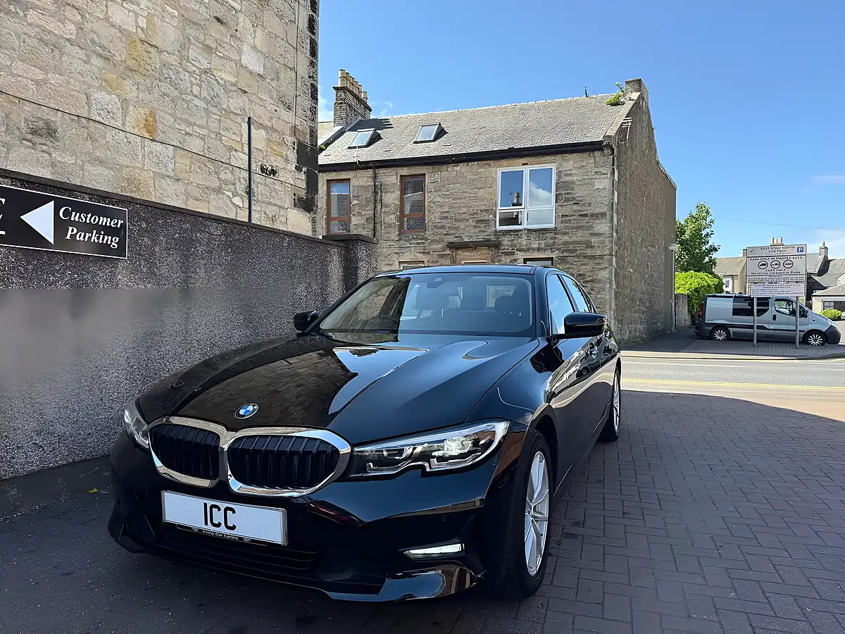 Used 2020 BMW 3 Series Se Black Sapphire Metallic - Interior and Exterior details 11
