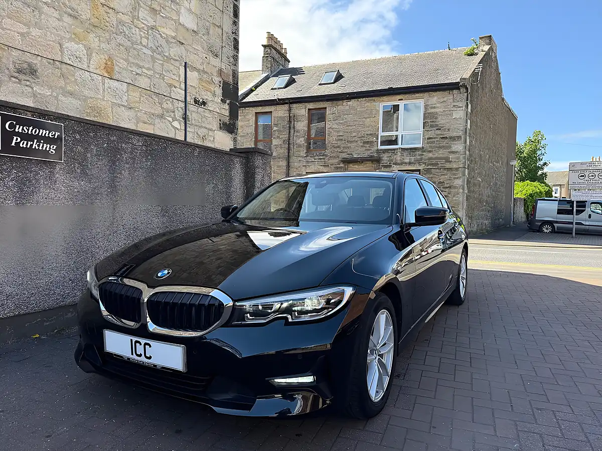 Used 2020 BMW 3 Series Se Black Sapphire Metallic - Interior and Exterior details 3