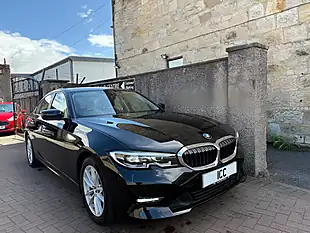 Used 2020 BMW 3 Series Se Black Sapphire Metallic - Interior and Exterior details 8