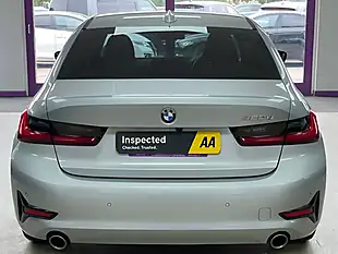 Used 2020 BMW 3 Series Se Glacier Silver - Interior and Exterior details 9