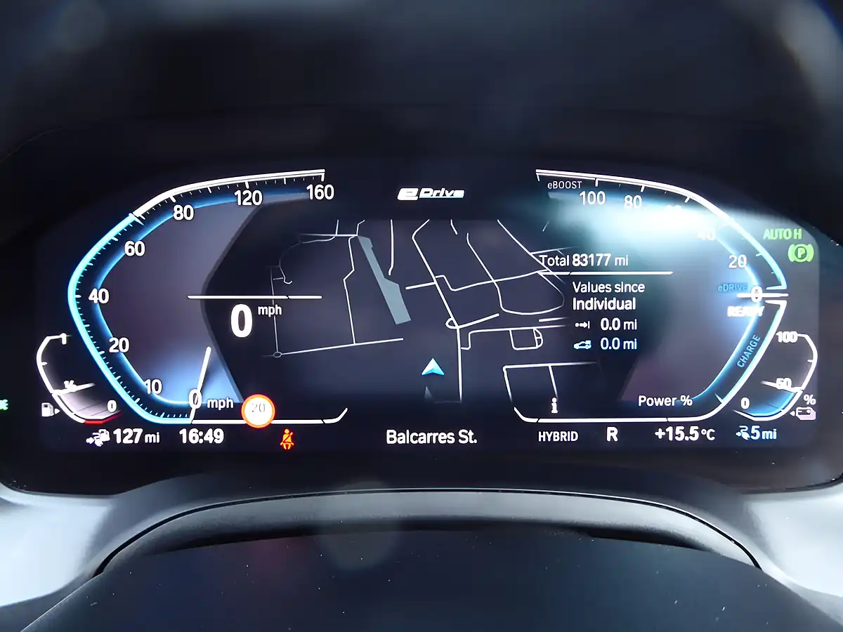 Used 2020 BMW 3 Series Se Pro Silver - Interior and Exterior details 18