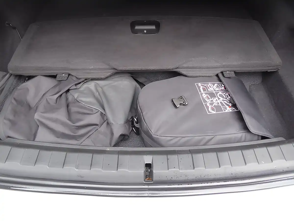 Used 2020 BMW 3 Series Se Pro Silver - Interior and Exterior details 19