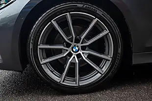 Used 2020 BMW 3 Series Sport Mineral Grey - Interior and Exterior details 11