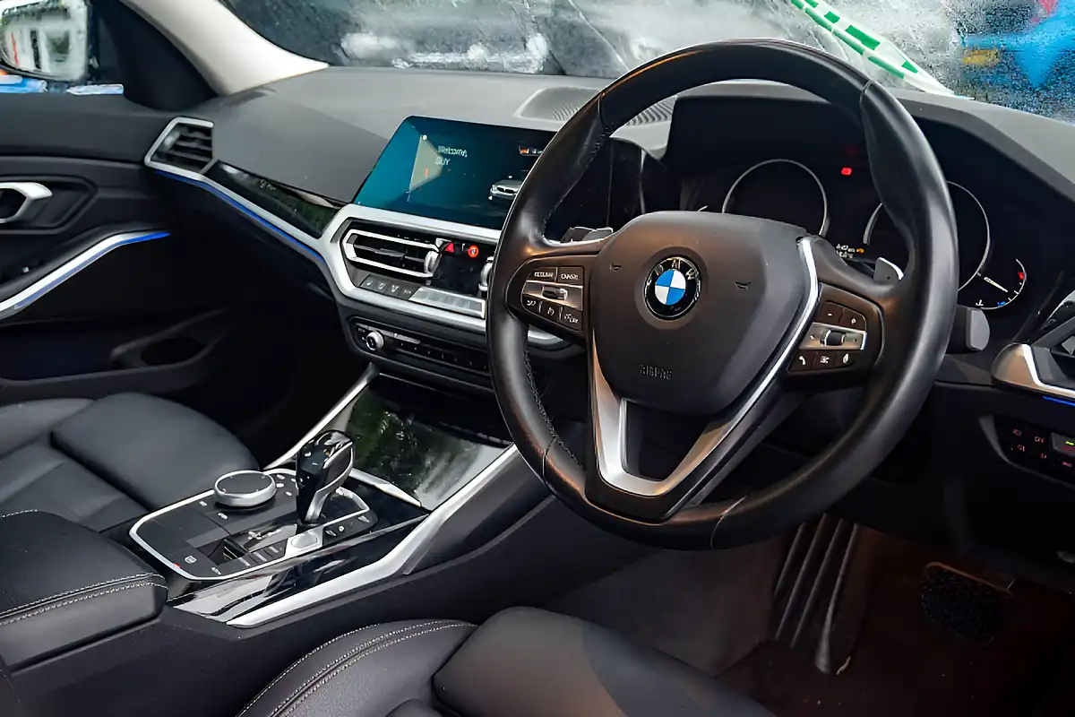 Used 2020 BMW 3 Series Sport Mineral Grey - Interior and Exterior details 2