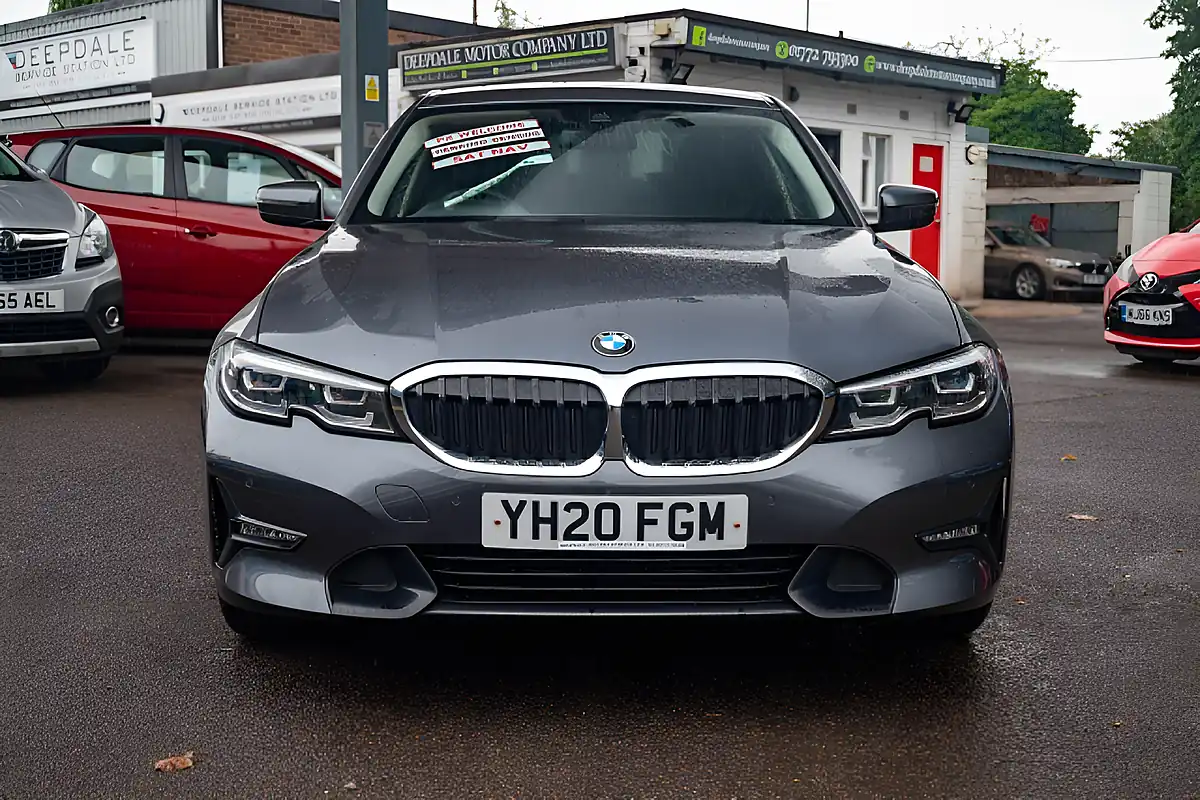 Used 2020 BMW 3 Series Sport Mineral Grey - Interior and Exterior details 3
