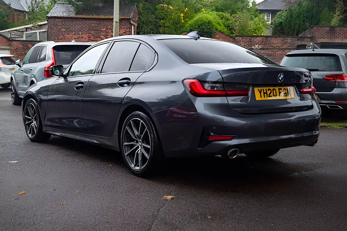Used 2020 BMW 3 Series Sport Mineral Grey - Interior and Exterior details 6