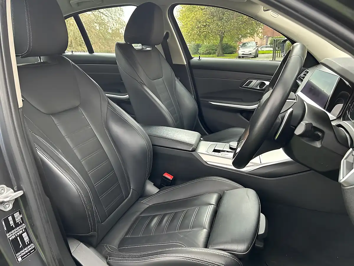 Used 2020 BMW 3 Series Sport Mineral Grey - Interior and Exterior details 9