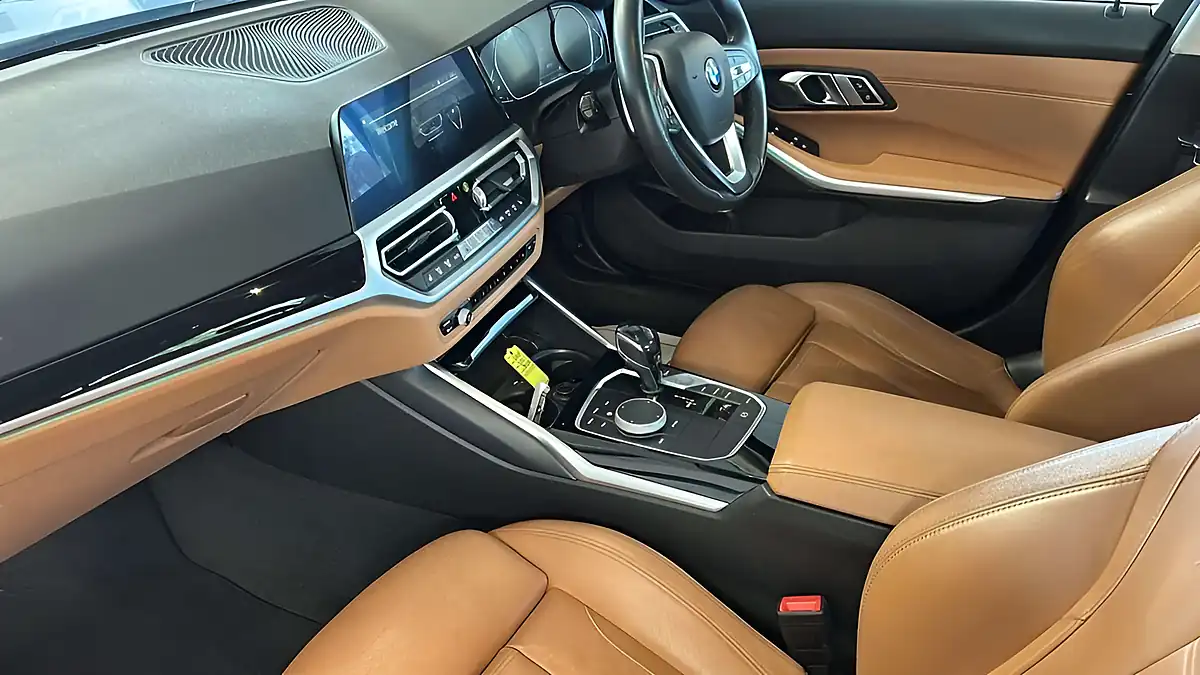 Used 2020 BMW 3 Series Sport Phytonic Blue - Interior and Exterior details 14