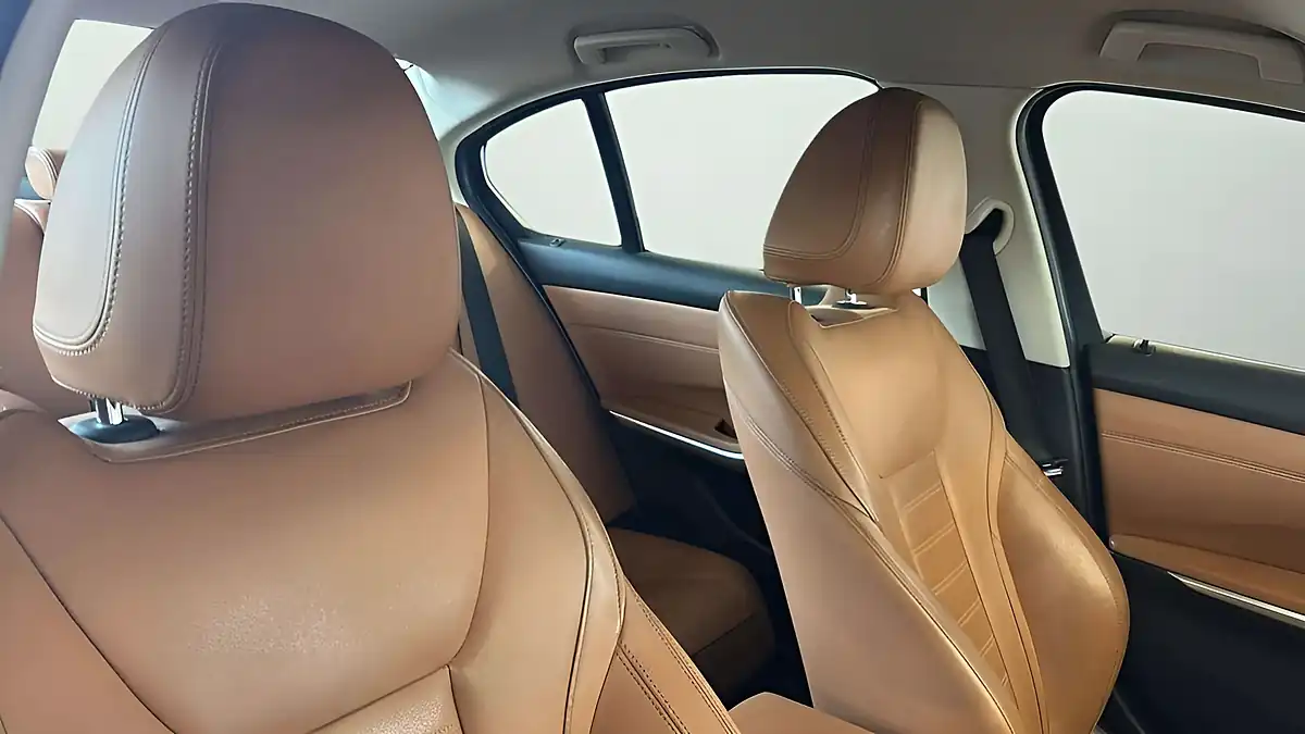 Used 2020 BMW 3 Series Sport Phytonic Blue - Interior and Exterior details 20