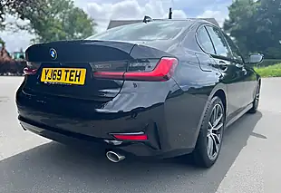 Used 2020 BMW 3 Series Sport Sapphire Black - Interior and Exterior details 10