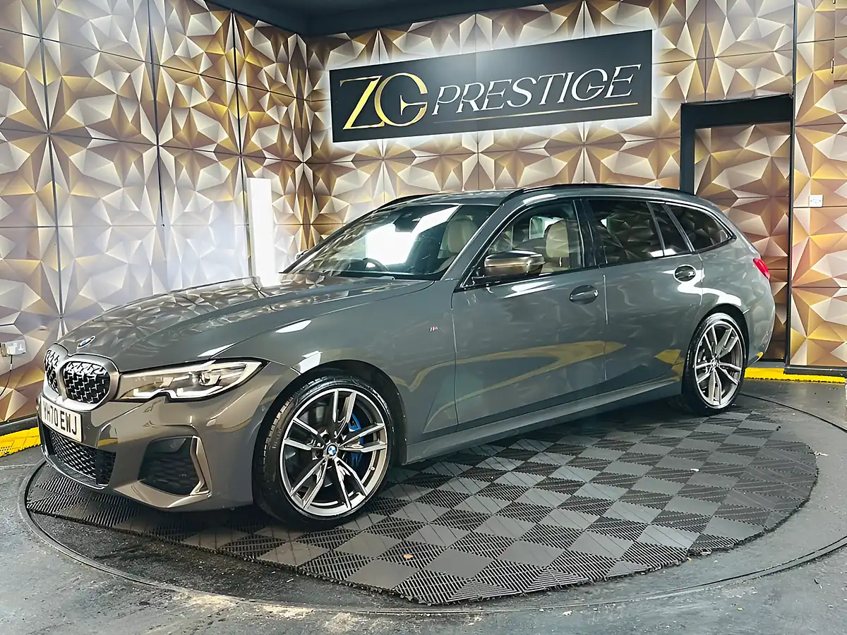Used 2020 BMW 3 Series Touring Dravit Grey - Interior and Exterior details 10