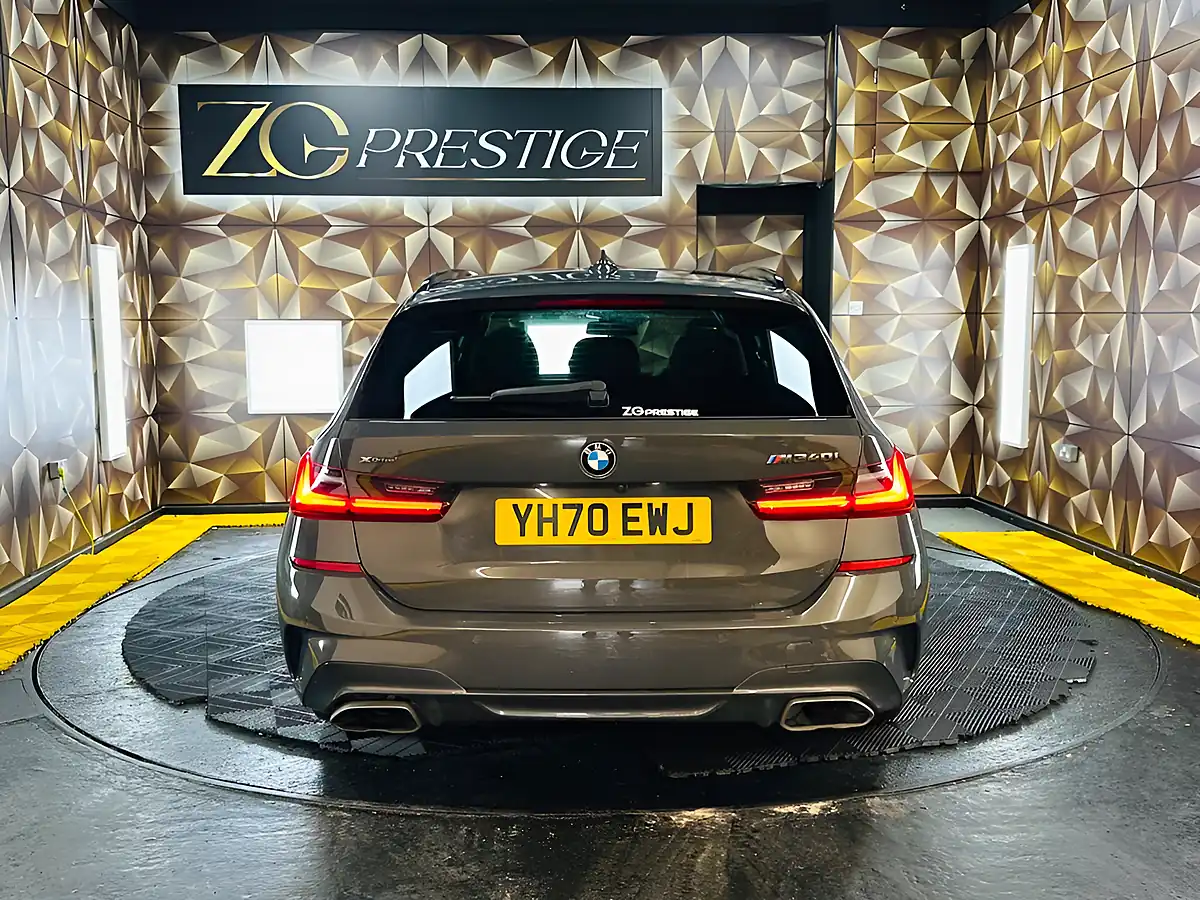 Used 2020 BMW 3 Series Touring Dravit Grey - Interior and Exterior details 4