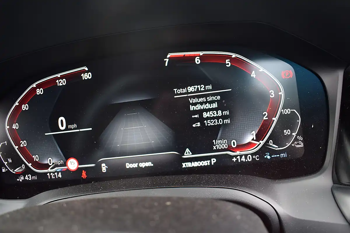 Used 2020 BMW 330e M Sport Grey - Interior and Exterior details 18
