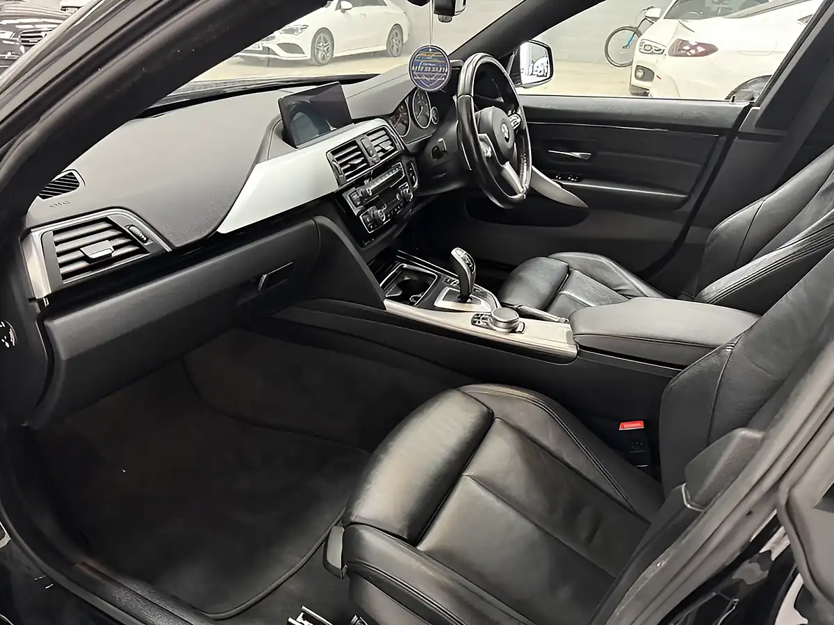 Used 2020 BMW 4 Series Gran Coupe M Sport Black - Interior and Exterior details 13
