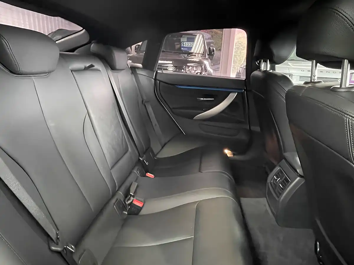 Used 2020 BMW 4 Series Gran Coupe M Sport White - Interior and Exterior details 15