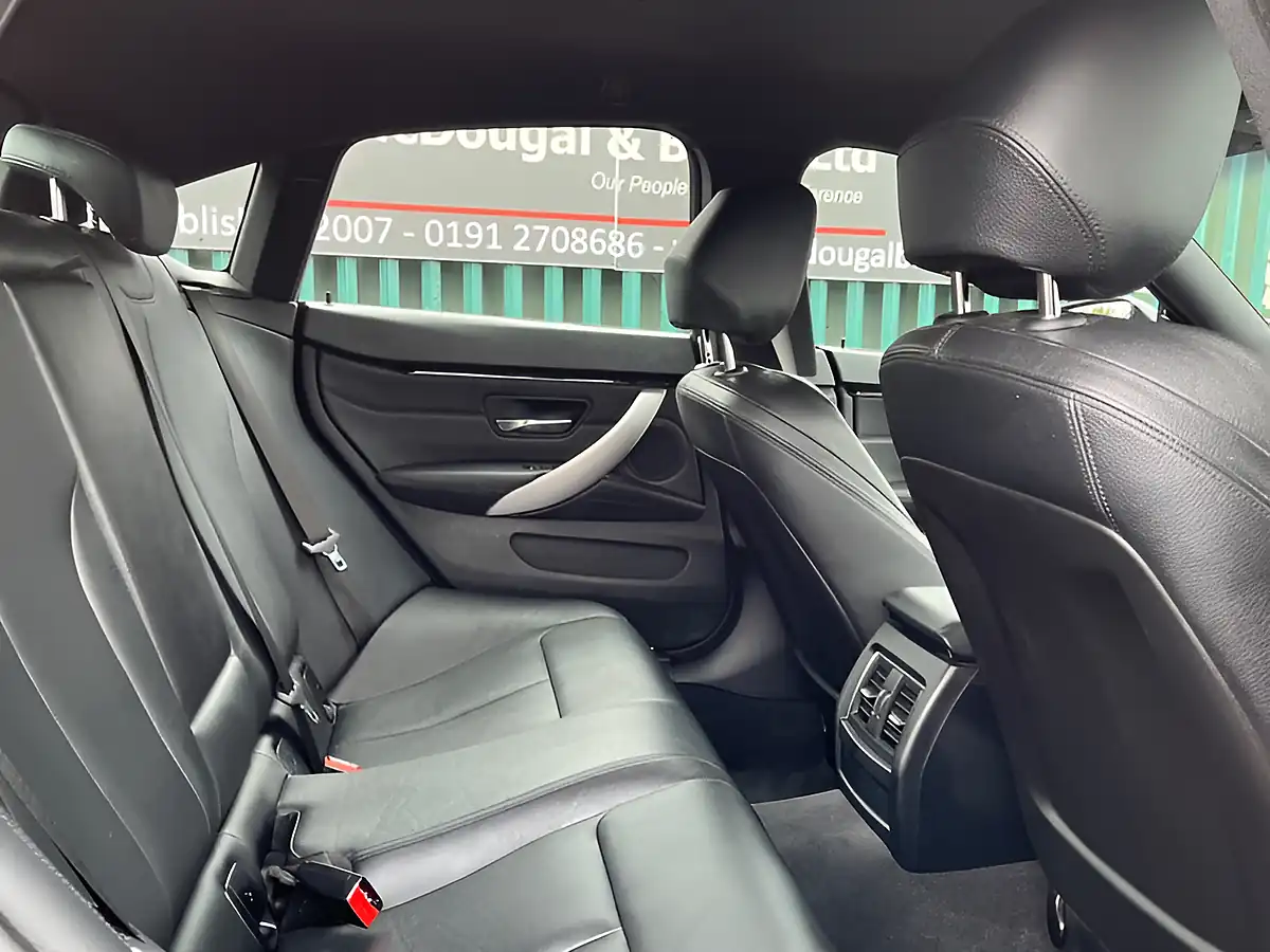 Used 2020 BMW 4 Series M Sport Gran Coupe Black - Interior and Exterior details 19