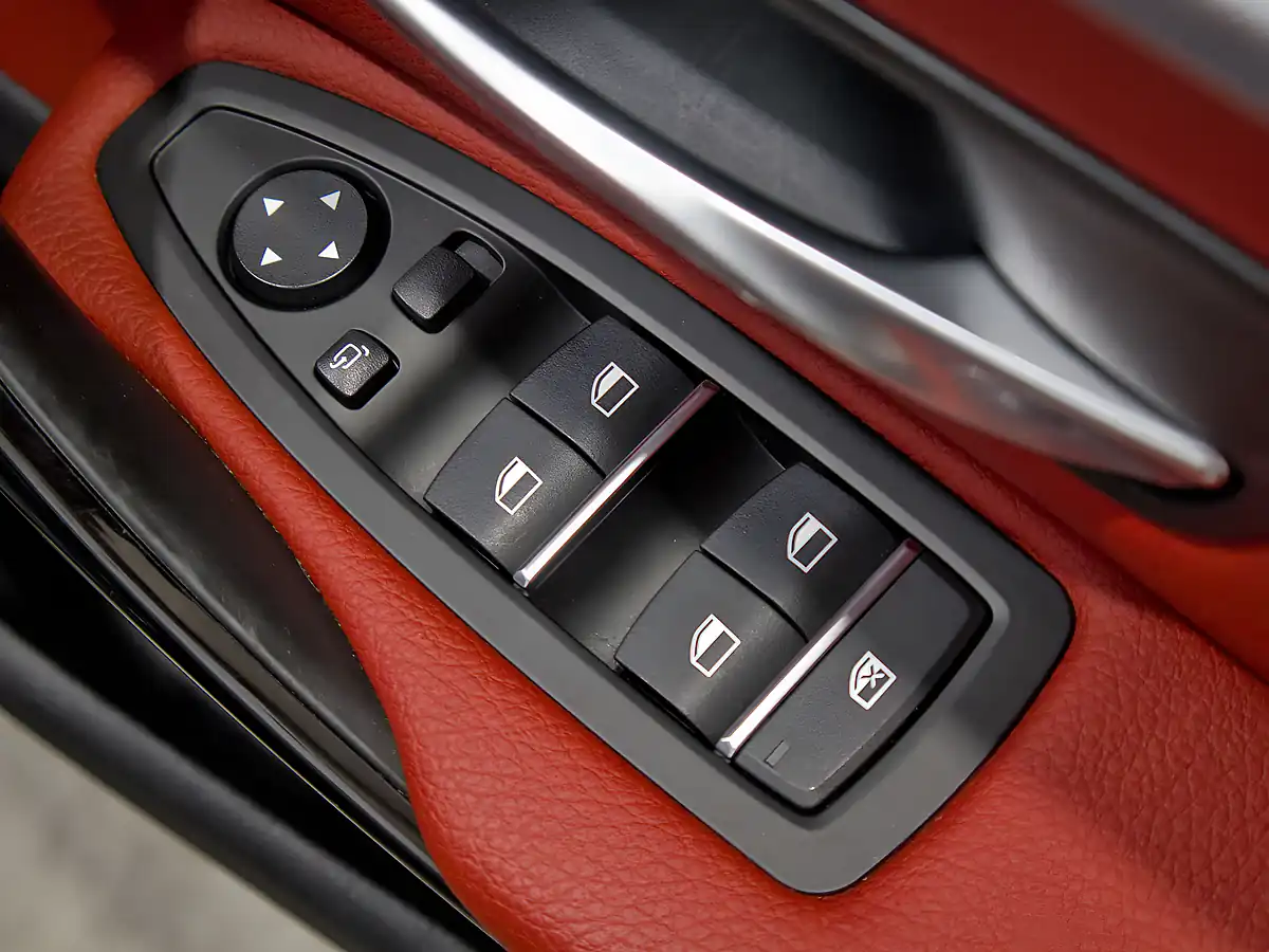 Used 2020 BMW 4 Series M Sport Grey - Interior and Exterior details 15