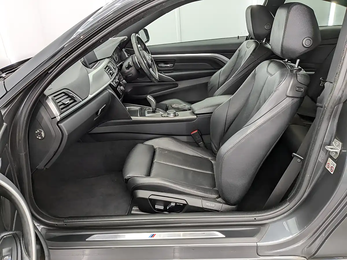Used 2020 BMW 4 Series M Sport Mineral Grey - Interior and Exterior details 11