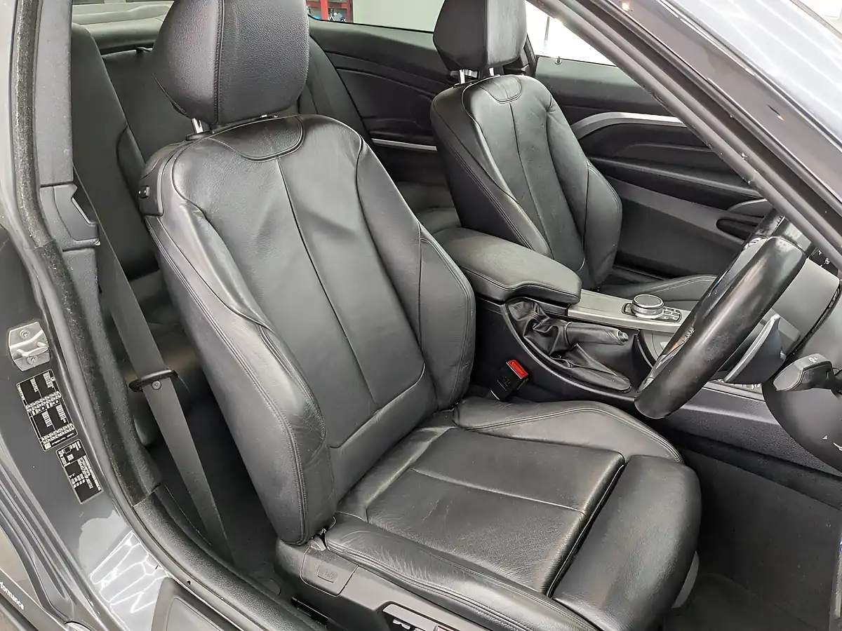 Used 2020 BMW 4 Series M Sport Mineral Grey - Interior and Exterior details 15