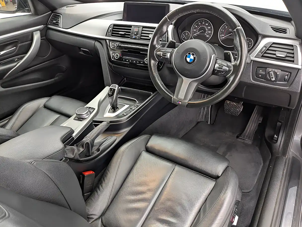 Used 2020 BMW 4 Series M Sport Mineral Grey - Interior and Exterior details 17