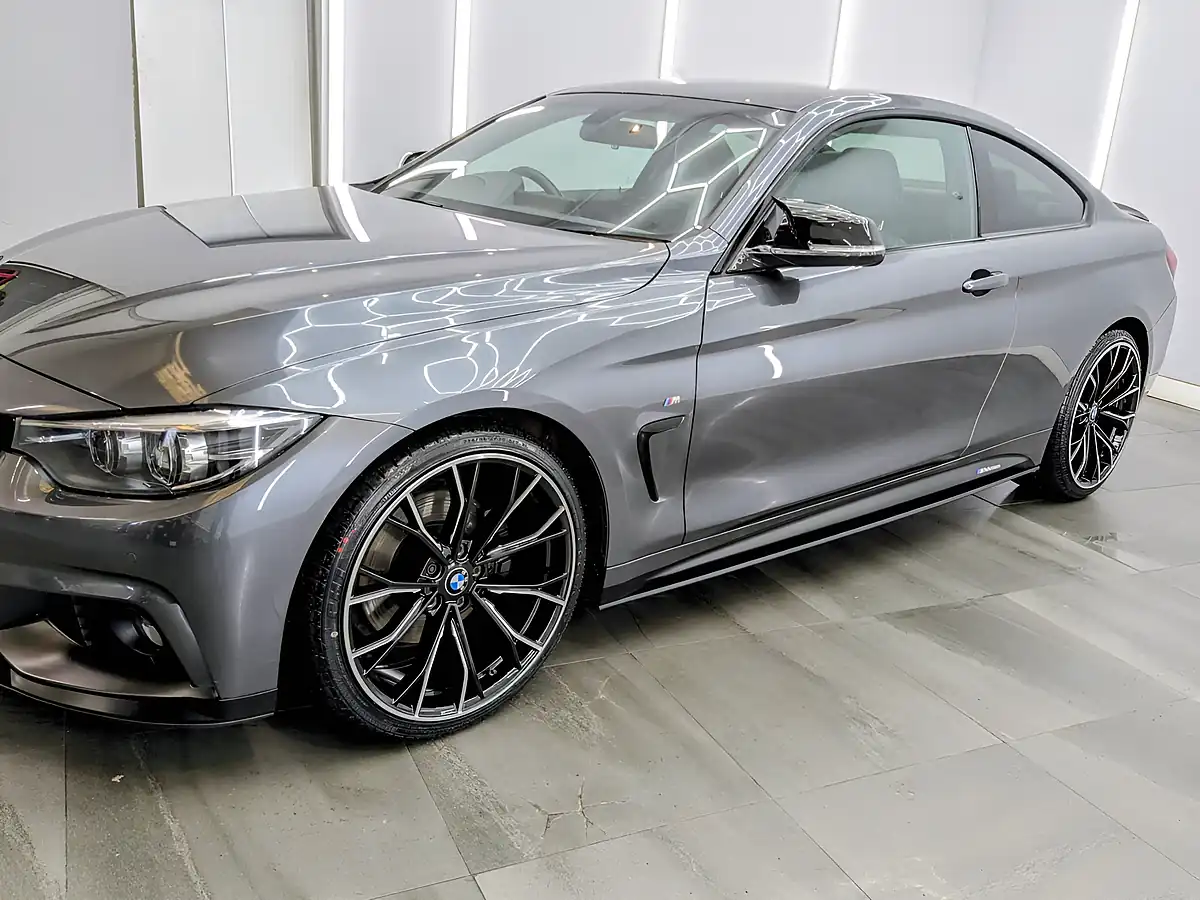 Used 2020 BMW 4 Series M Sport Mineral Grey - Interior and Exterior details 3