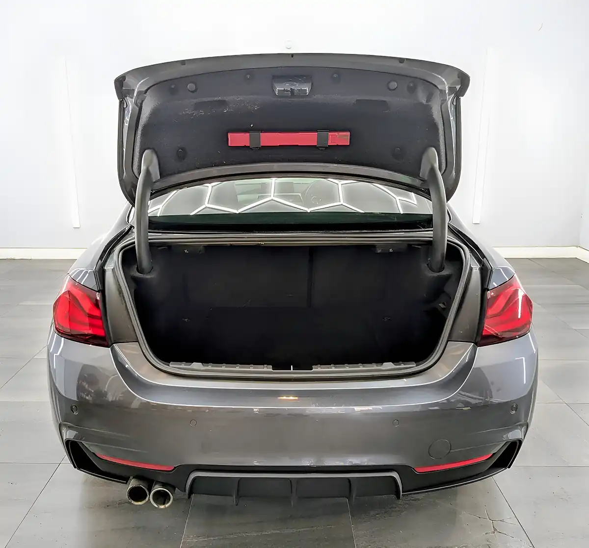 Used 2020 BMW 4 Series M Sport Mineral Grey - Interior and Exterior details 9