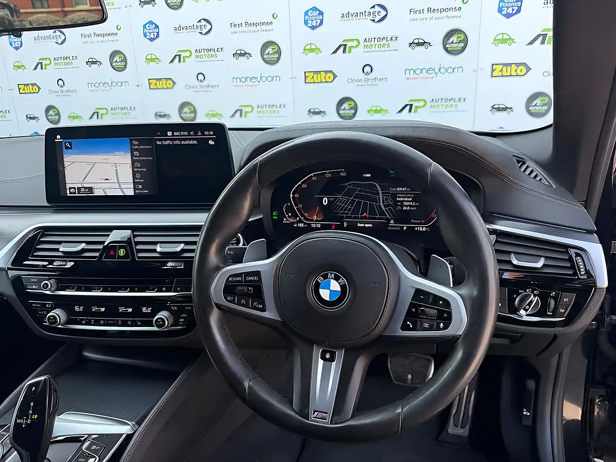 Used 2020 BMW 5 Series M Sport Black - Interior and Exterior details 10