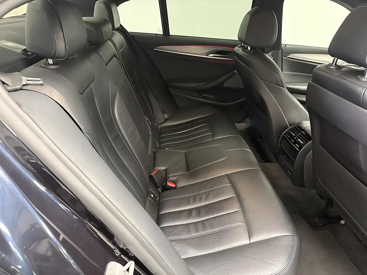 Used 2020 BMW 5 Series M Sport Black - Interior and Exterior details 9