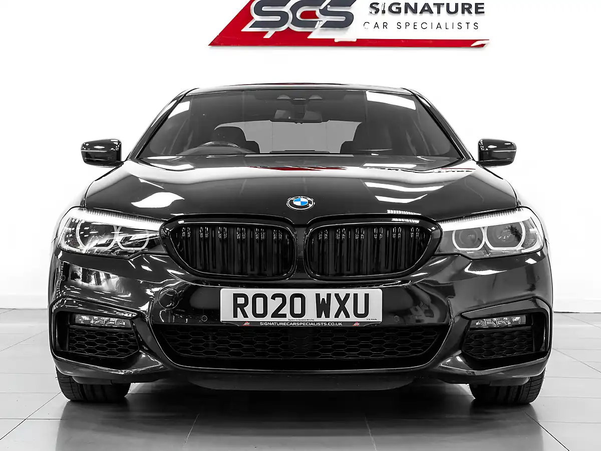 Used 2020 BMW 5 Series M Sport Black Sapphire - Interior and Exterior details 5