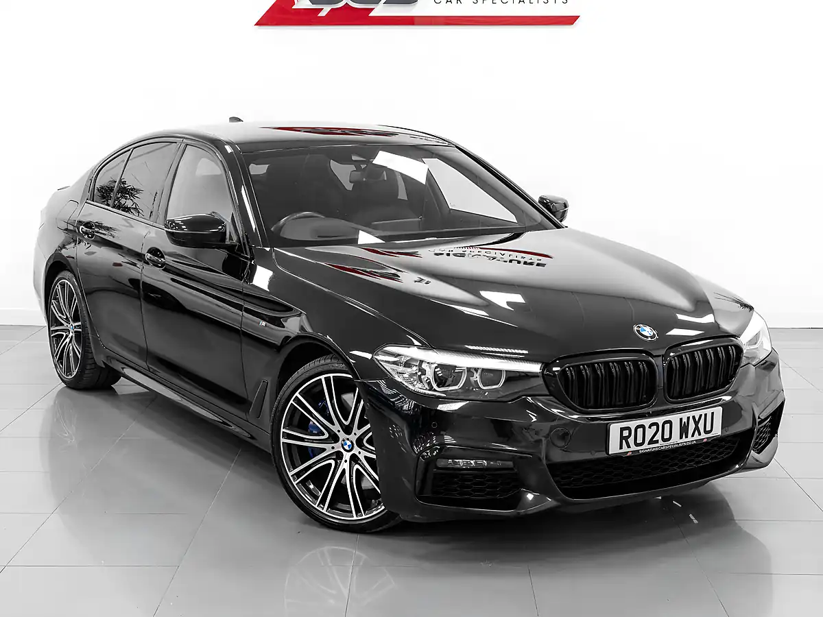Used 2020 BMW 5 Series M Sport Black Sapphire - Interior and Exterior details 7