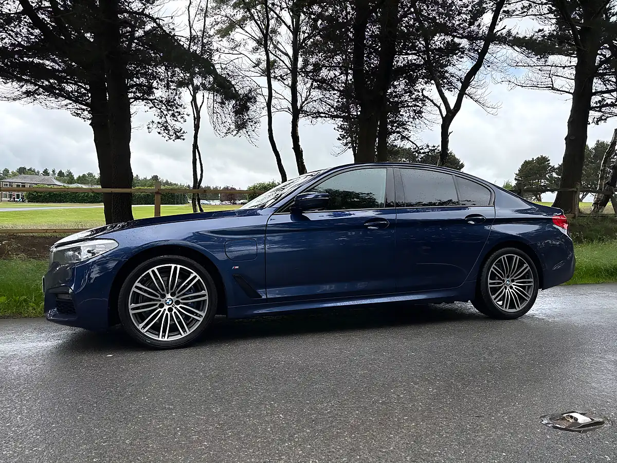 Used 2020 BMW 5 Series M Sport Blue - Interior and Exterior details 14