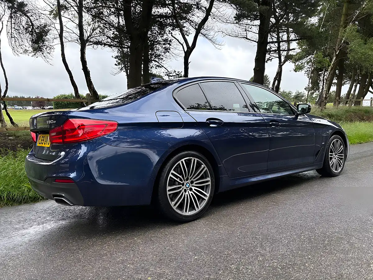 Used 2020 BMW 5 Series M Sport Blue - Interior and Exterior details 6