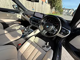 Used 2020 BMW 5 Series M Sport Blue - Interior and Exterior details 10