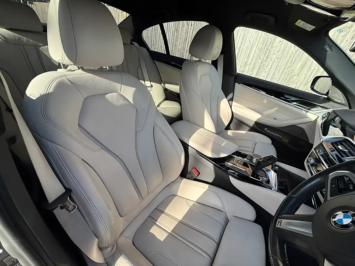 Used 2020 BMW 5 Series M Sport Blue - Interior and Exterior details 11