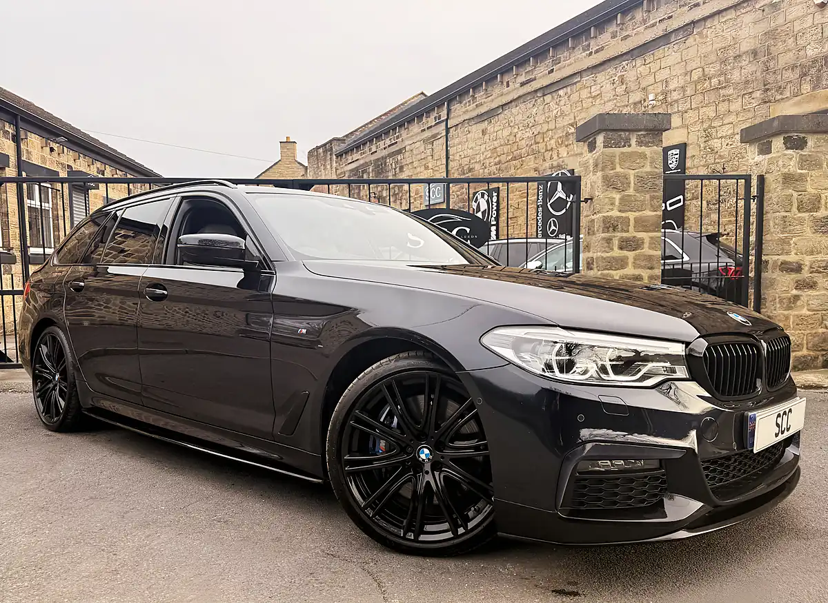 Used 2020 BMW 5 Series M Sport Touring Carbon Black - Interior and Exterior details 10