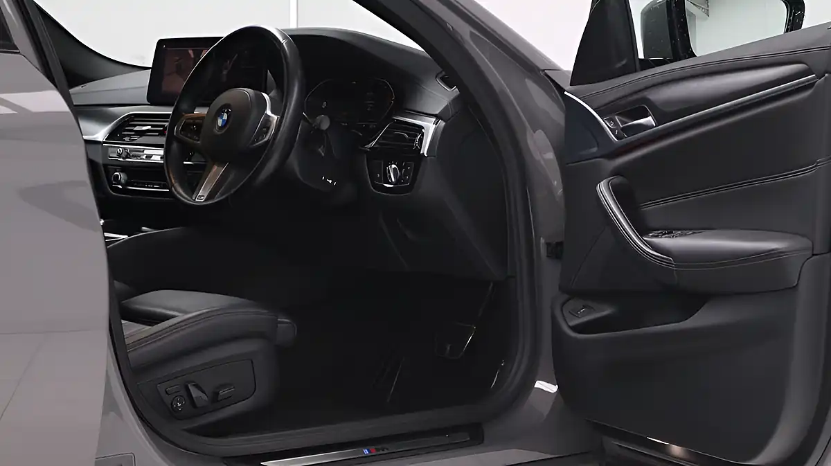 Used 2020 BMW 5 Series M Sport Touring Grey - Interior and Exterior details 14