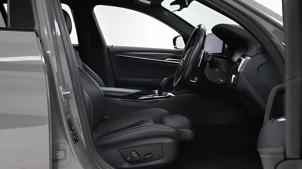 Used 2020 BMW 5 Series M Sport Touring Grey - Interior and Exterior details 16