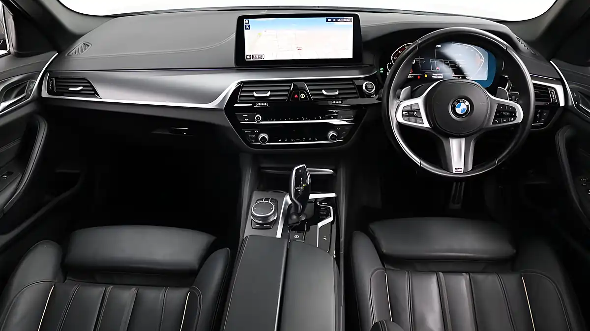 Used 2020 BMW 5 Series M Sport Touring Grey - Interior and Exterior details 17