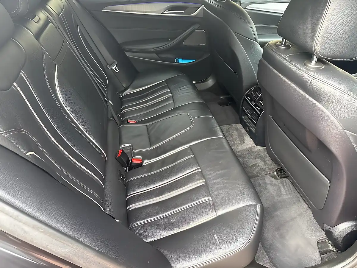 Used 2020 BMW 5 Series M Sport Touring Grey - Interior and Exterior details 15