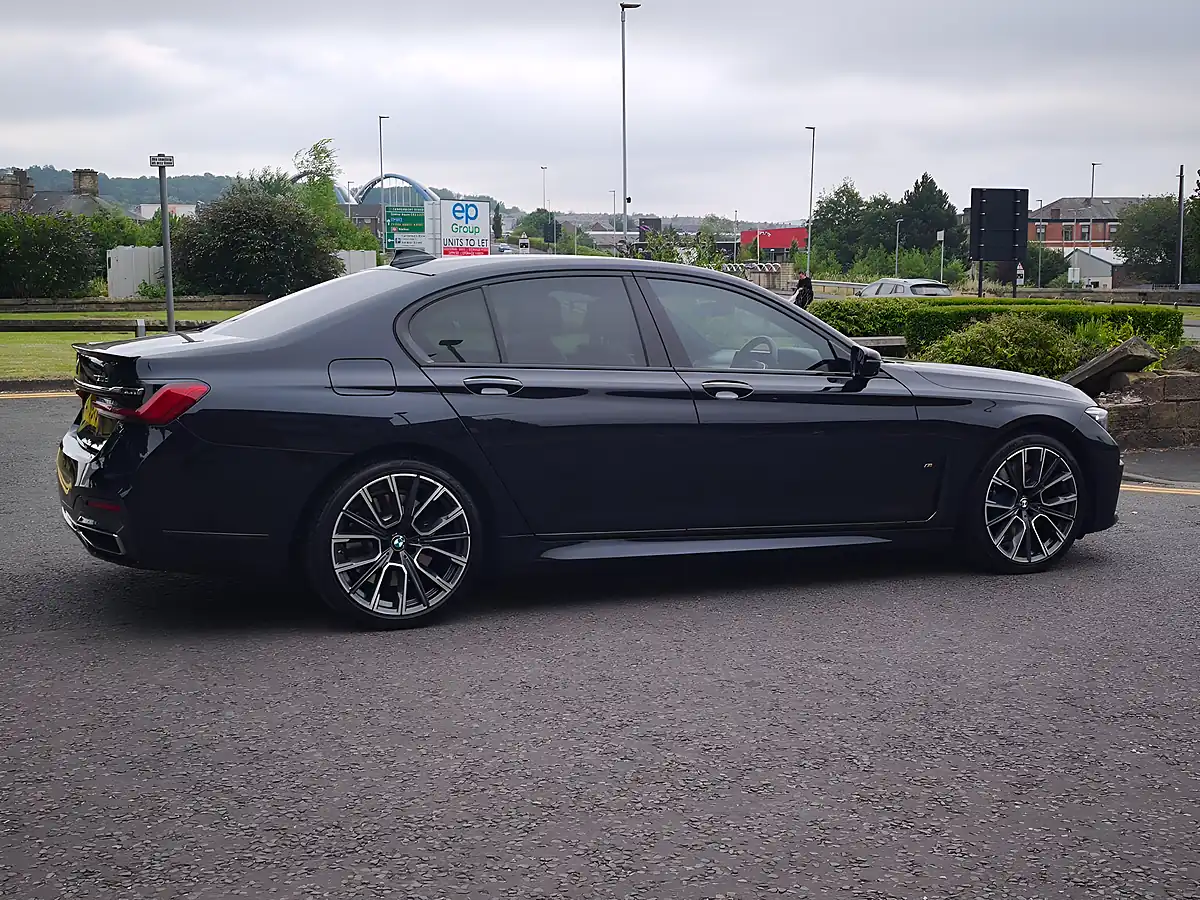 Used 2020 BMW 7 Series M Sport Black - Interior and Exterior details 11