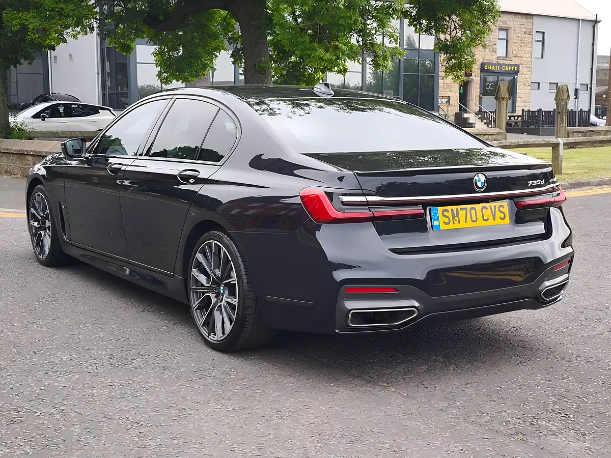Used 2020 BMW 7 Series M Sport Black - Interior and Exterior details 16