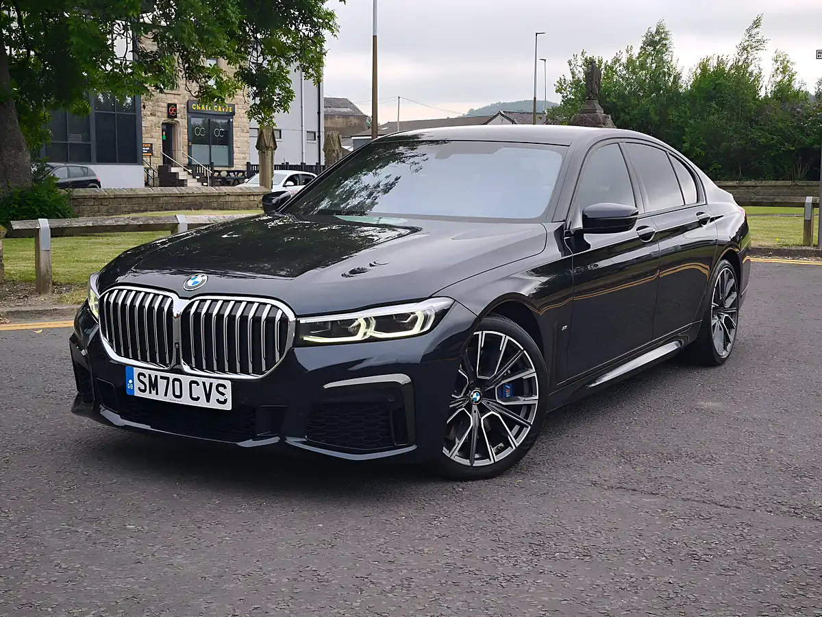 Used 2020 BMW 7 Series M Sport Black - Interior and Exterior details 2
