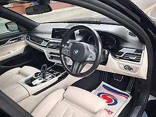 Used 2020 BMW 7 Series M Sport Black - Interior and Exterior details 4