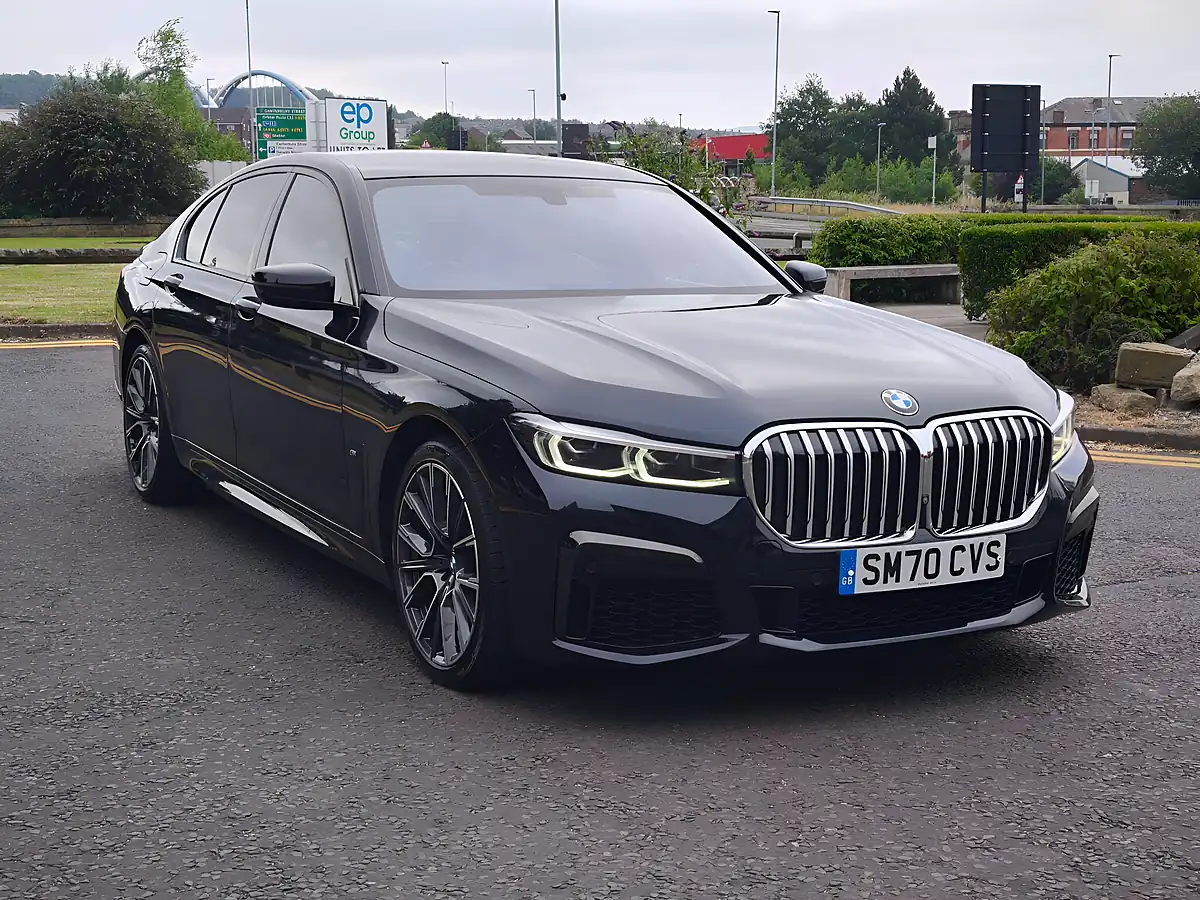 Used 2020 BMW 7 Series M Sport Black - Interior and Exterior details 9