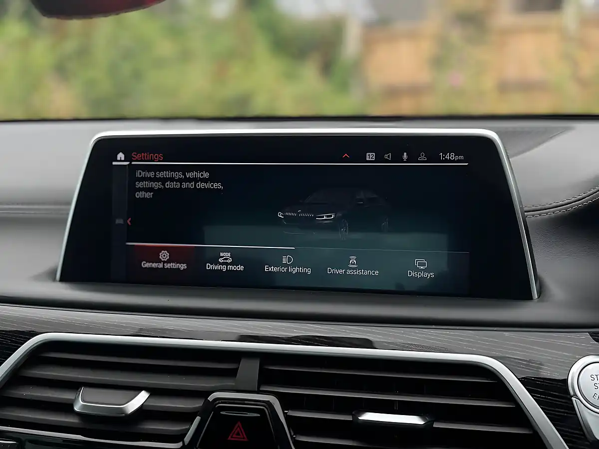 Used 2020 BMW 7 Series M Sport Black - Interior and Exterior details 13