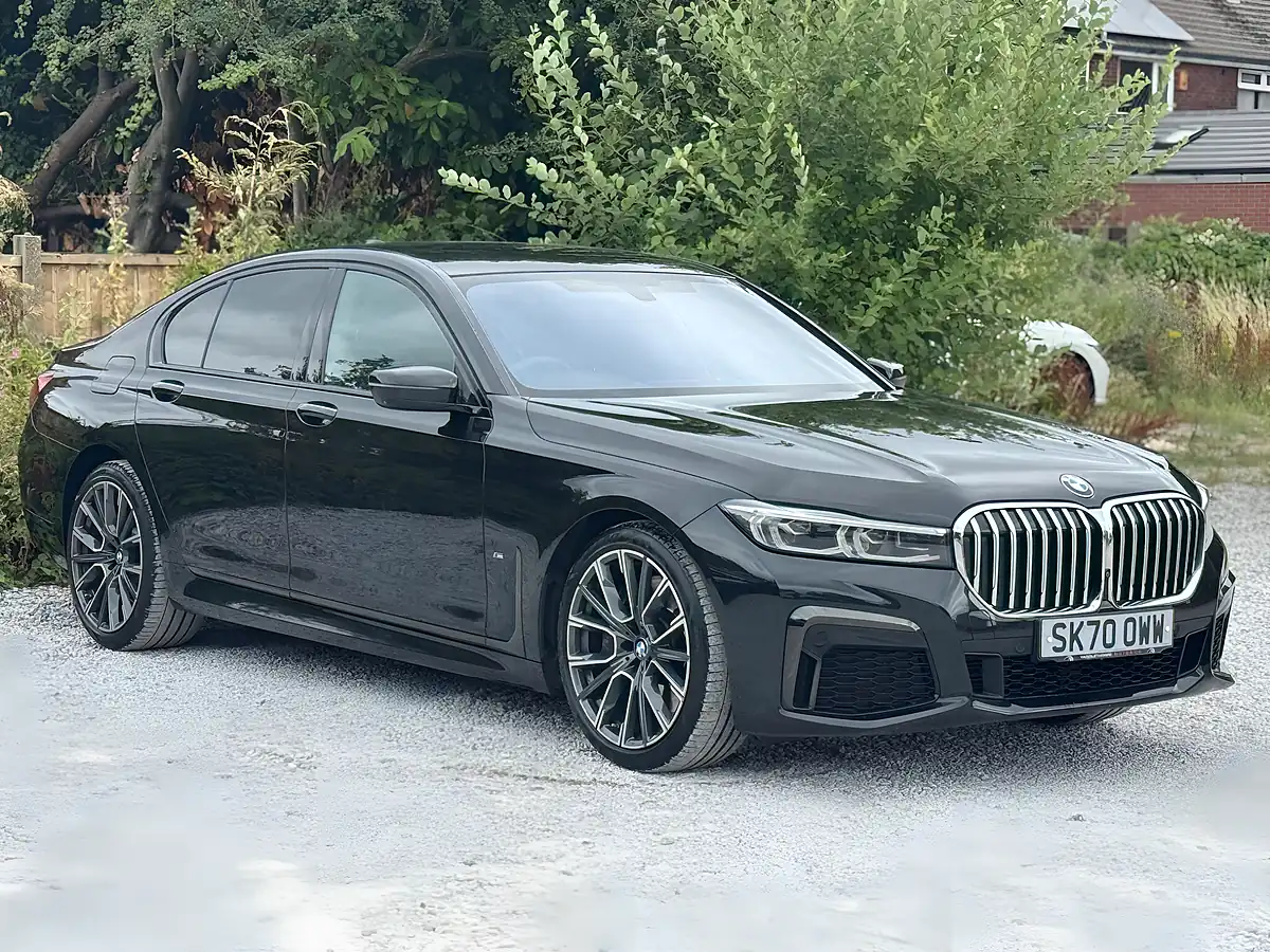 Used 2020 BMW 7 Series M Sport Black - Interior and Exterior details 3