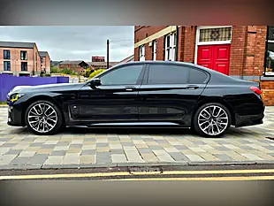 Used 2020 BMW 7 Series M Sport Black - Interior and Exterior details 6