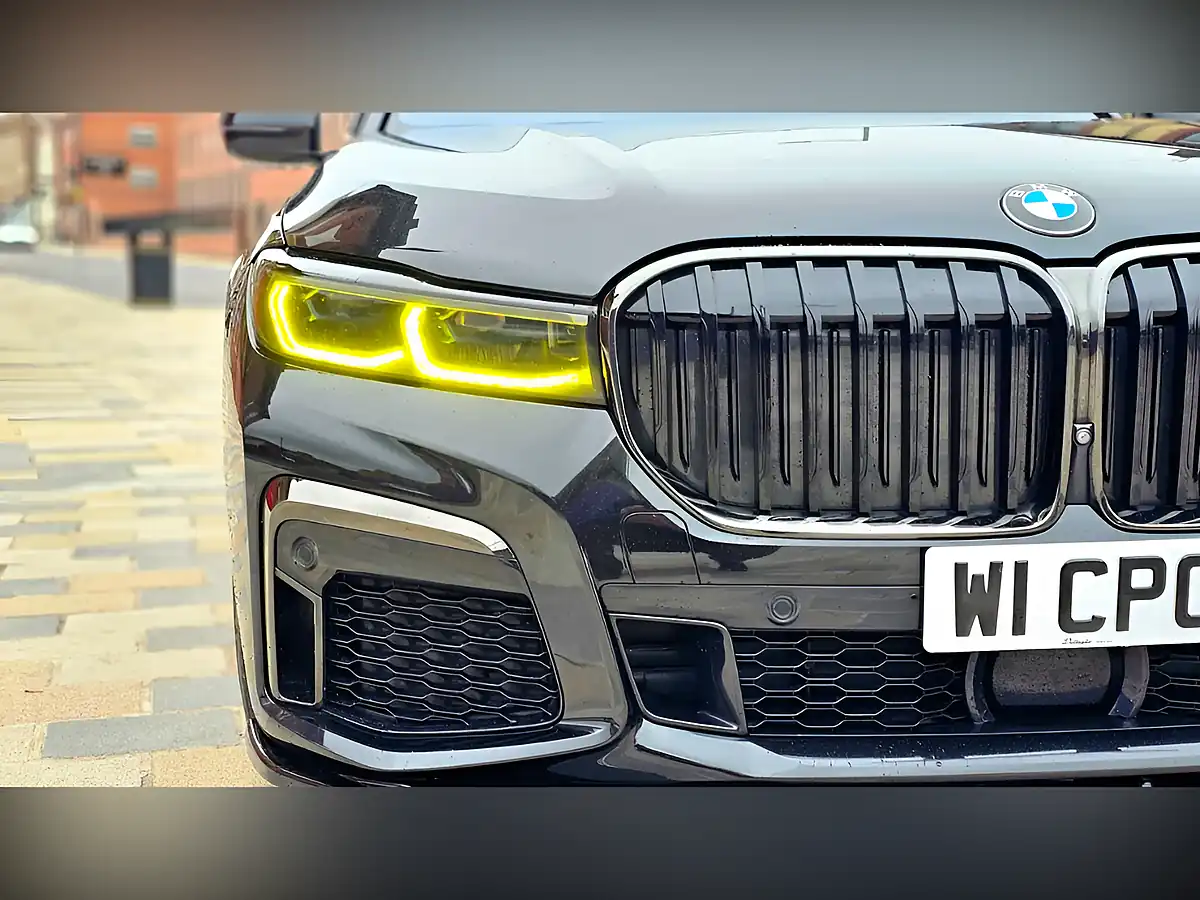 Used 2020 BMW 7 Series M Sport Black - Interior and Exterior details 9