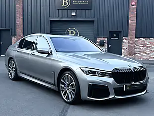Used 2020 BMW 7 Series M Sport Grey - Interior and Exterior details 12