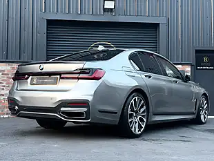 Used 2020 BMW 7 Series M Sport Grey - Interior and Exterior details 15